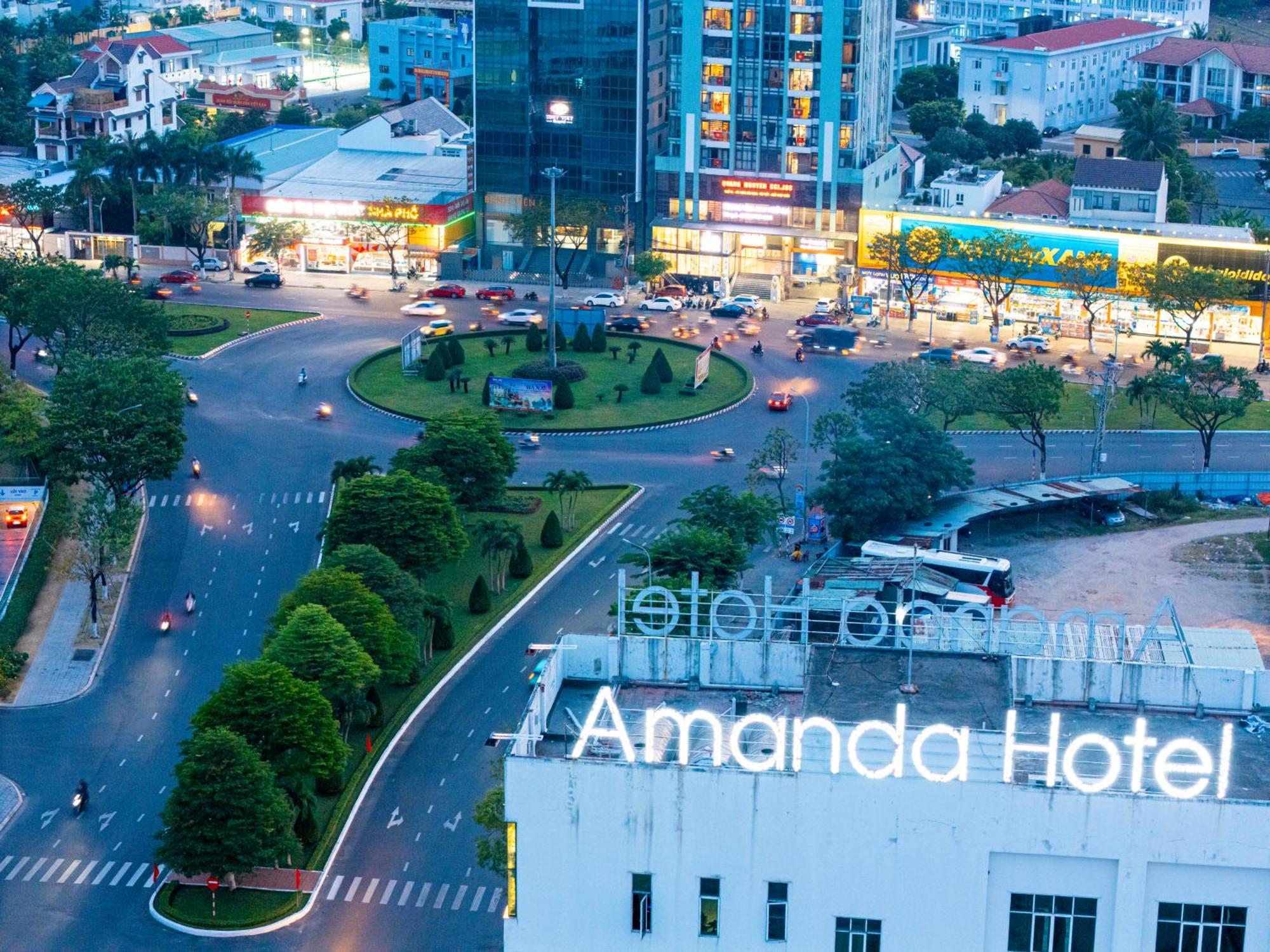 Hold Amanda Boutique Hotel Дананг Экстерьер фото