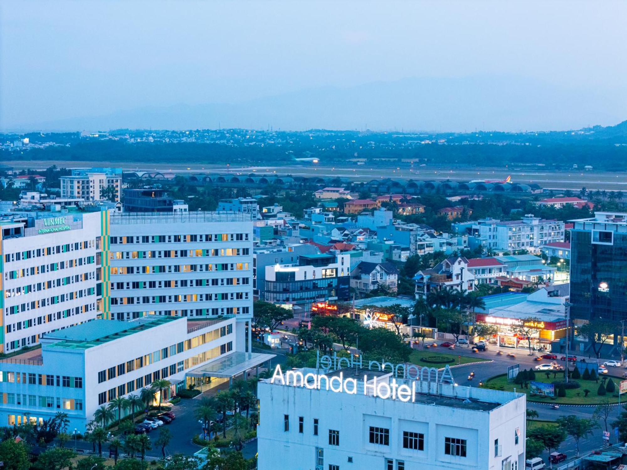 Hold Amanda Boutique Hotel Дананг Экстерьер фото